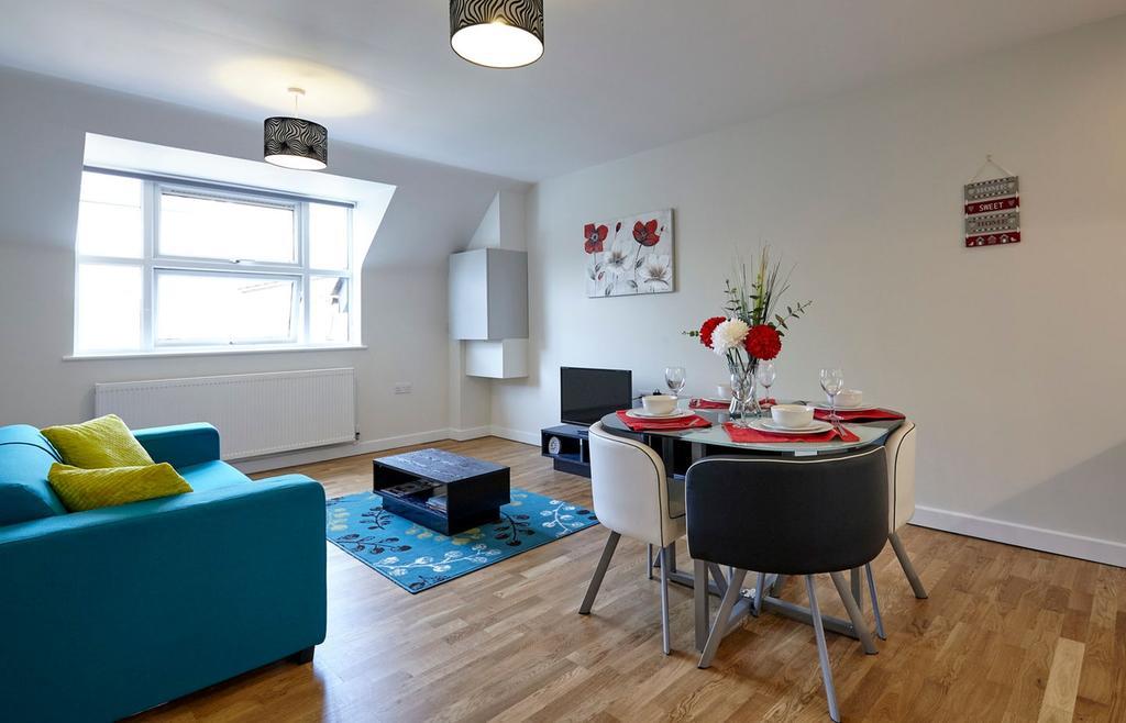 Kohinoor Serviced Apartments Челмсфорд Екстериор снимка