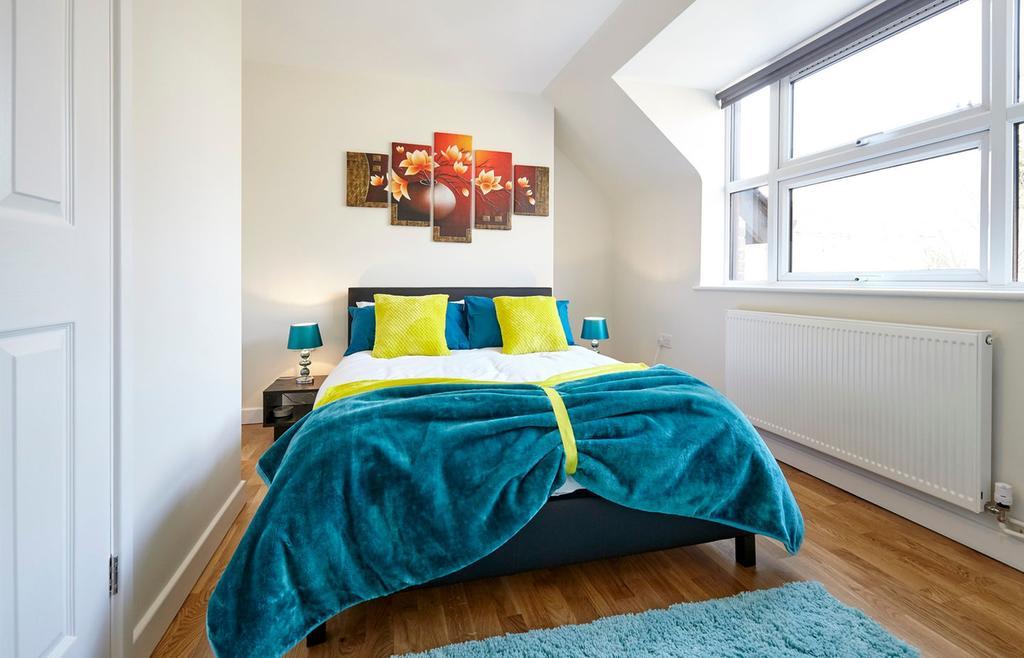 Kohinoor Serviced Apartments Челмсфорд Екстериор снимка
