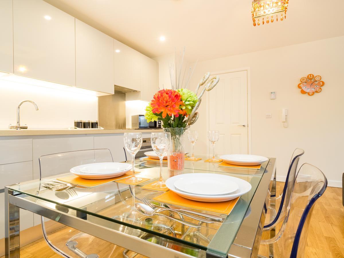 Kohinoor Serviced Apartments Челмсфорд Екстериор снимка